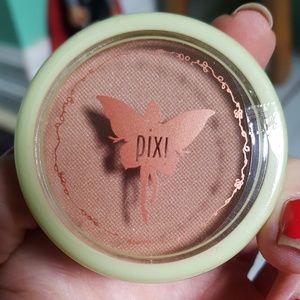 Pixi Beauty bronzer~ subtly Suntouched